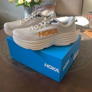 Hoka One One Bondi 8 Men's Running Shoes - Cream with Orange Logo